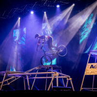ACRO BIKE SHOW - SPECTACLE SCENE